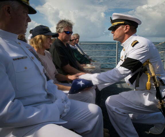 4 neil-armstrong-remains-burial-at-sea-flag